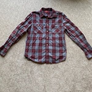 Men’s Plaid Button Down Shirt Size Medium